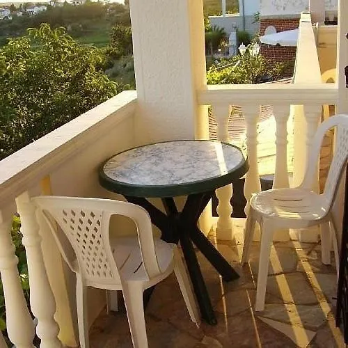 Apartments Lidija Lopar 0*,